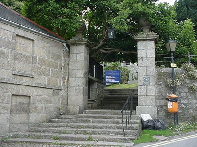 ST MICHAEL'S CHURCH STEPS