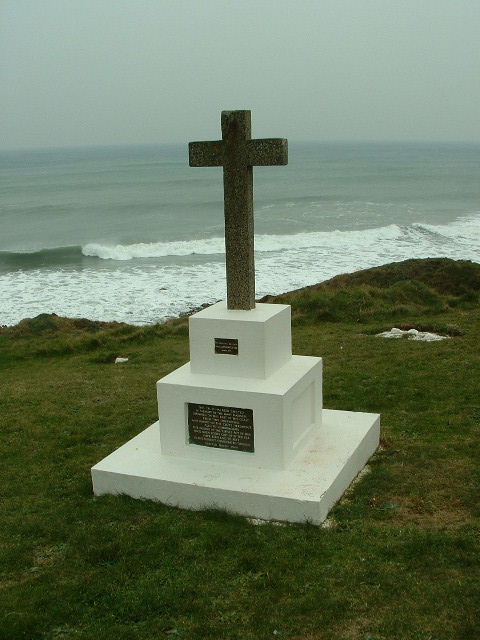 CLIFF CROSS AT BREAGESIDE, PORTHLEVEN