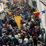 FLORA DAY CROWDS