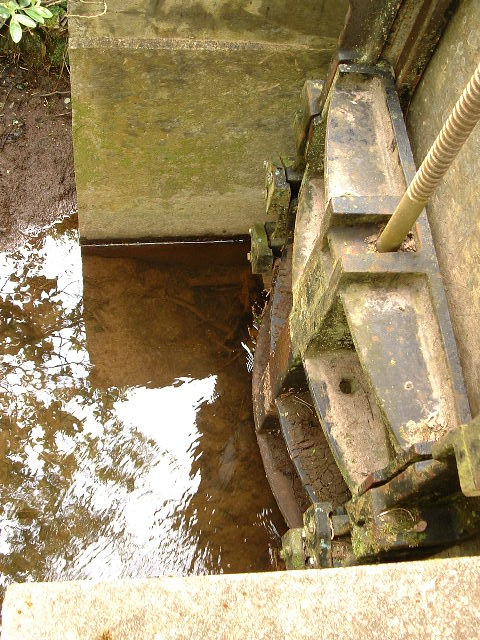 HELSTON KENNEL SLUICE GATE