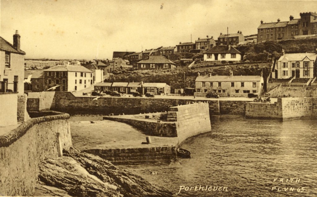 PORTHLEVEN OUTER PIER