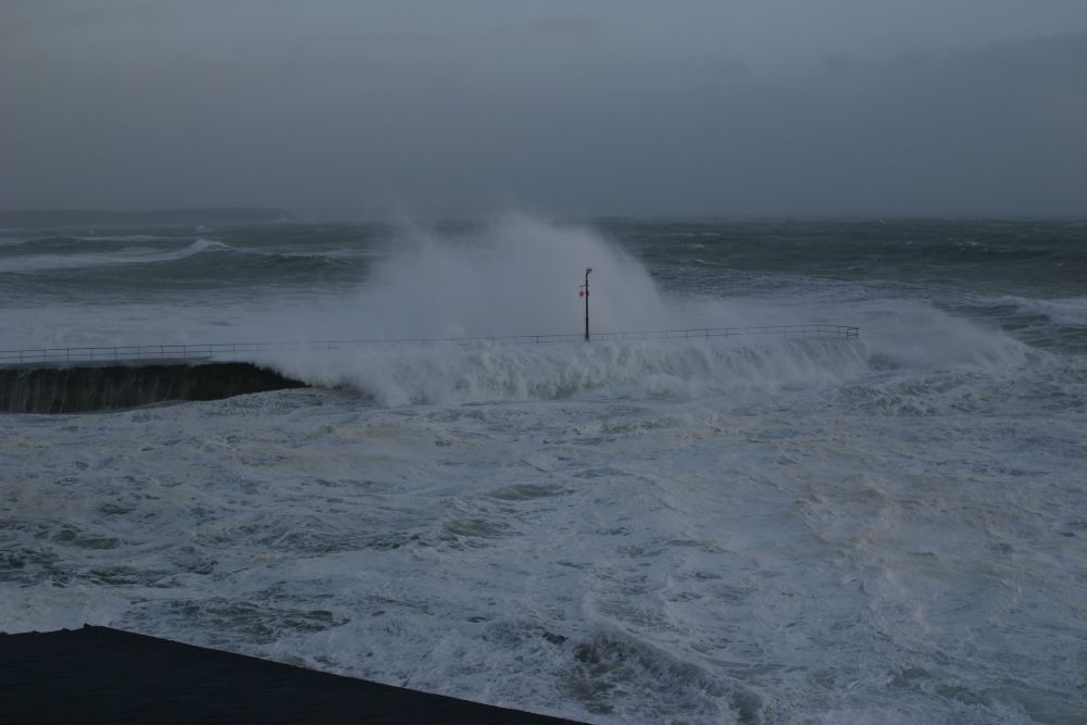 PORTHLEVEN HURRICANE 10th March 2008