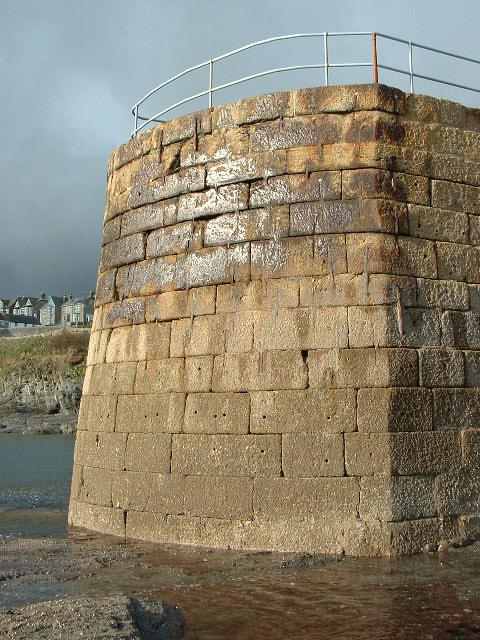 PORTHLEVEN PIER