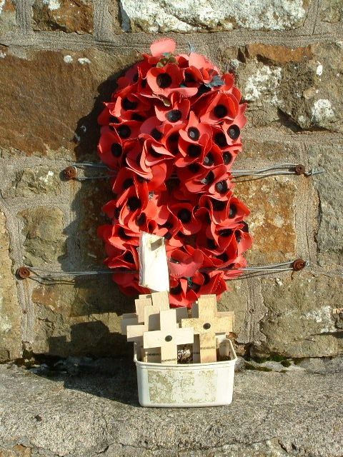 TREGONNING HILL WAR MEMORIAL