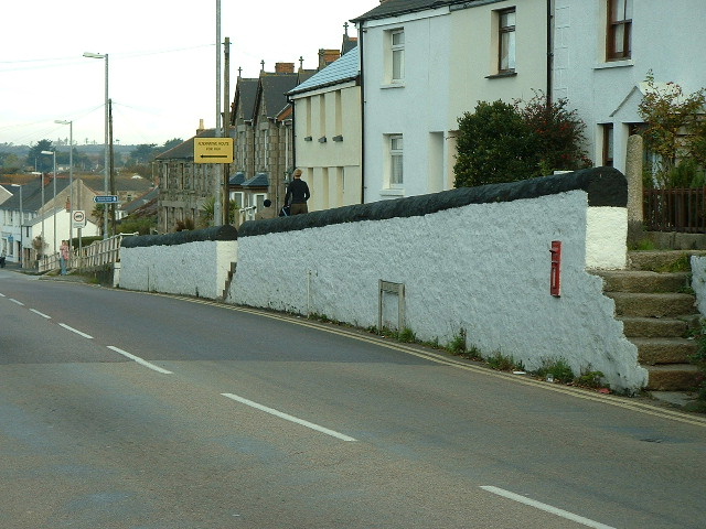 WHITE WASH WALL